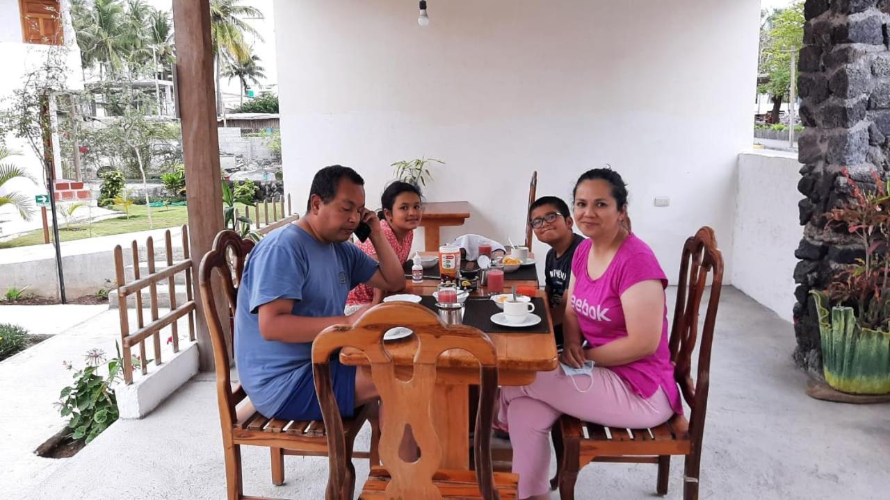 Hostal Tero Real Puerto Villamil Zewnętrze zdjęcie