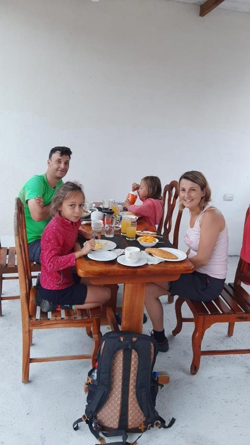 Hostal Tero Real Puerto Villamil Zewnętrze zdjęcie